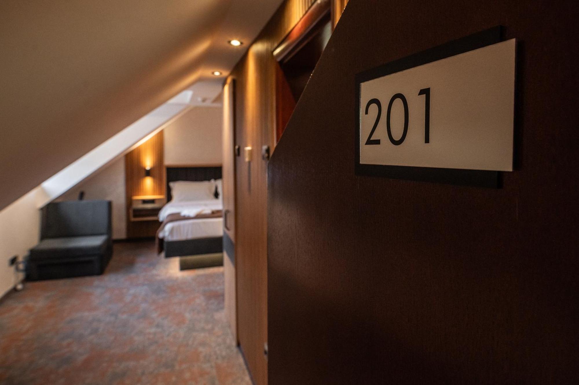 Hotel Astral Šabac Habitación foto